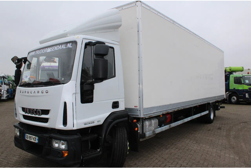 Iveco Eurocargo 160e25 + lift + euro 6 - Tovornjak zabojnik: slika 2 Iveco Eurocargo 160e25 + lift + euro 6 - Tovornjak zabojnik: slika 2