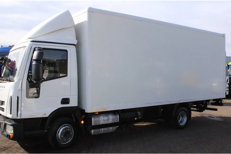 Iveco Eurocargo 75E21 + euro 6 + manual + 7.5t - Tovornjak zabojnik: slika 4 Iveco Eurocargo 75E21 + euro 6 + manual + 7.5t - Tovornjak zabojnik: slika 4