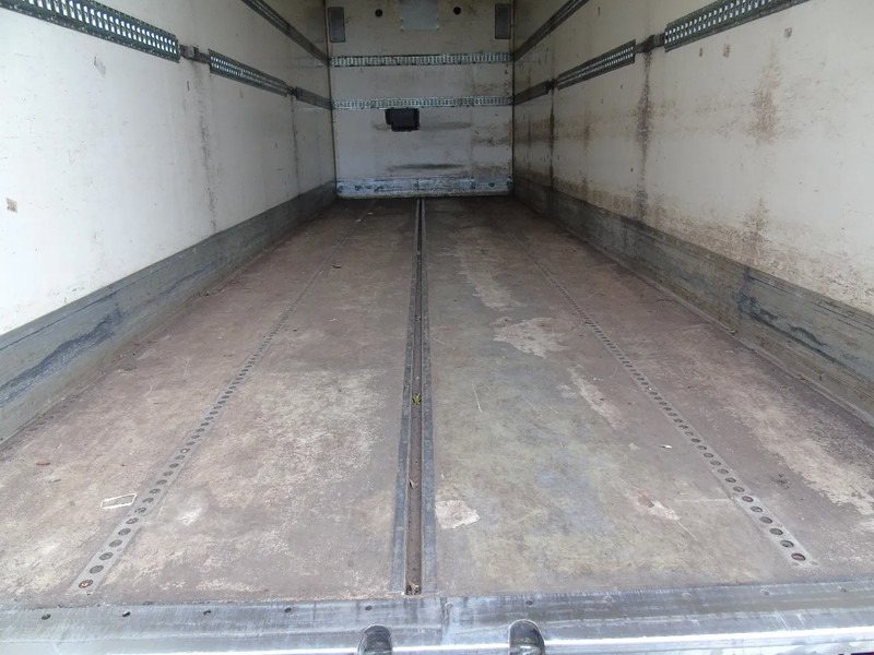 MAN TGM 12.250 + EURO 6 + LIFT - Tovornjak zabojnik: slika 5 MAN TGM 12.250 + EURO 6 + LIFT - Tovornjak zabojnik: slika 5
