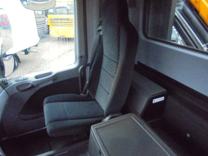 Mercedes-Benz Actros 1846 + Euro 5 + EFFER 250 Crane + REMOTE - Tovornjak z dvigalom: slika 4 Mercedes-Benz Actros 1846 + Euro 5 + EFFER 250 Crane + REMOTE - Tovornjak z dvigalom: slika 4