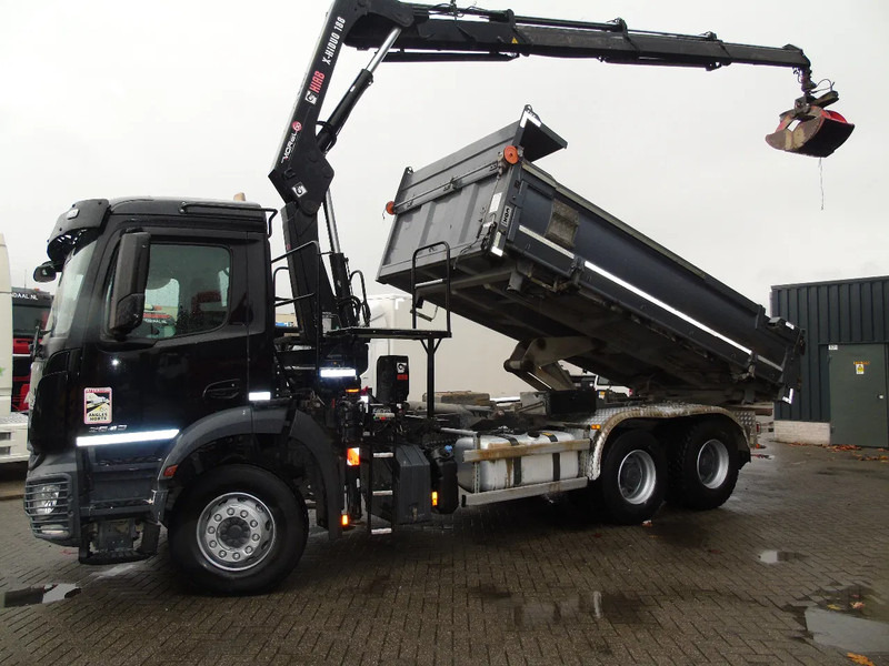 Mercedes-Benz Arocs 2643 + HIAB + 3 SIDE TIPPER - Tovornjak z dvigalom: slika 3 Mercedes-Benz Arocs 2643 + HIAB + 3 SIDE TIPPER - Tovornjak z dvigalom: slika 3