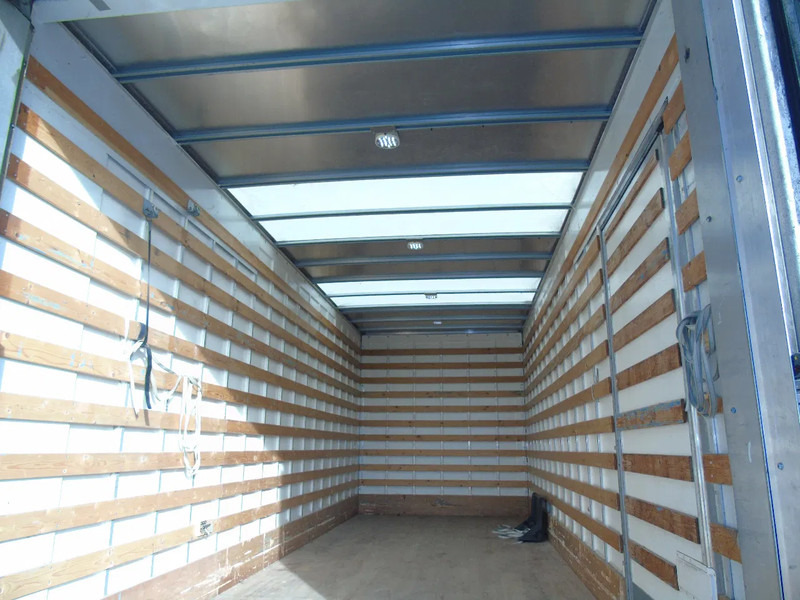 Renault D 12.220 + SPECIAL LIFT + EURO 6 - Tovornjak zabojnik: slika 4 Renault D 12.220 + SPECIAL LIFT + EURO 6 - Tovornjak zabojnik: slika 4