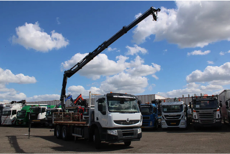 Renault Kerax 370 + HIAB 166-4 HIDRUO + 6X4 + MANUAL + SPRING + REMOTE + EURO 5 + 6X4 - Tovornjak z dvigalom: slika 4 Renault Kerax 370 + HIAB 166-4 HIDRUO + 6X4 + MANUAL + SPRING + REMOTE + EURO 5 + 6X4 - Tovornjak z dvigalom: slika 4