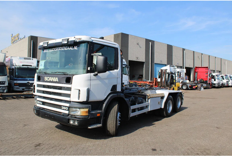 Scania P124-360 + HOOK + 6X2 + MANUAL + EURO 2 - Kotalni prekucni tovornjak: slika 3 Scania P124-360 + HOOK + 6X2 + MANUAL + EURO 2 - Kotalni prekucni tovornjak: slika 3