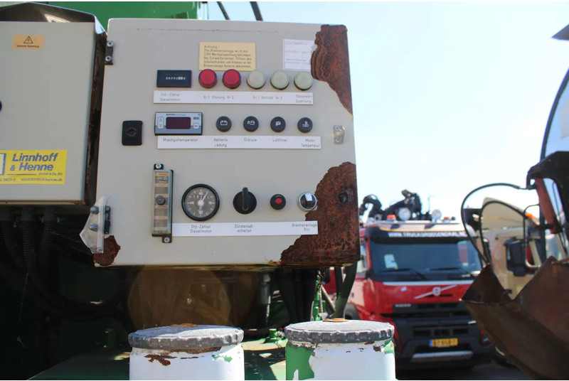 Tovornjak za transport bitumena MAN TGA 26.310 + LINDHOFF EN LINNE 6M3 + MANUAL + COMBI: slika 12 Tovornjak za transport bitumena MAN TGA 26.310 + LINDHOFF EN LINNE 6M3 + MANUAL + COMBI: slika 12