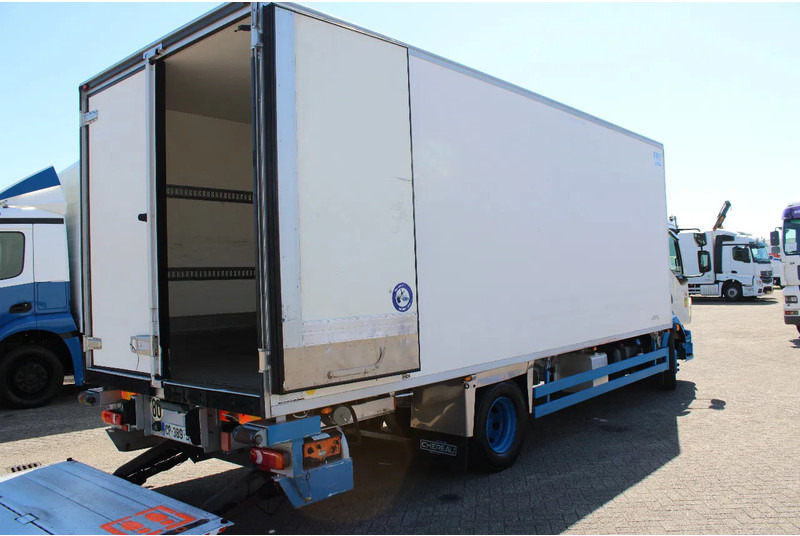Volvo FL 240 + carrier + ATP + 16T + lift + MANUAL - Tovornjak hladilnik: slika 4 Volvo FL 240 + carrier + ATP + 16T + lift + MANUAL - Tovornjak hladilnik: slika 4