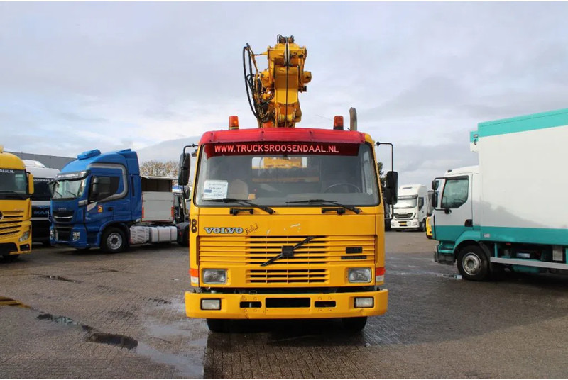 Volvo FL FL10 8X4 + GROMACH 34 mtr. + EURO 2 - Tovornjak z dvigalom: slika 3 Volvo FL FL10 8X4 + GROMACH 34 mtr. + EURO 2 - Tovornjak z dvigalom: slika 3
