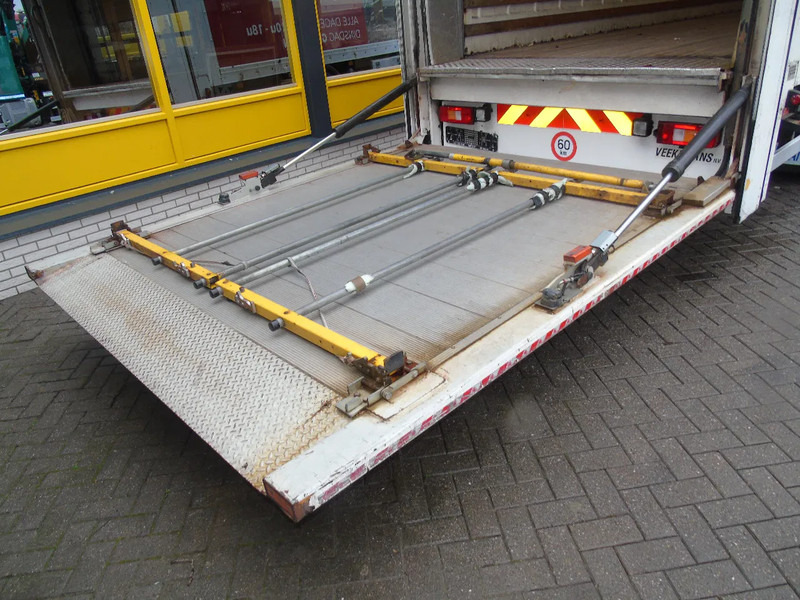 Volvo FM 9.340 + SPECIAL LIFT 2 ETAGE + EURO 5 - Tovornjak zabojnik: slika 5 Volvo FM 9.340 + SPECIAL LIFT 2 ETAGE + EURO 5 - Tovornjak zabojnik: slika 5