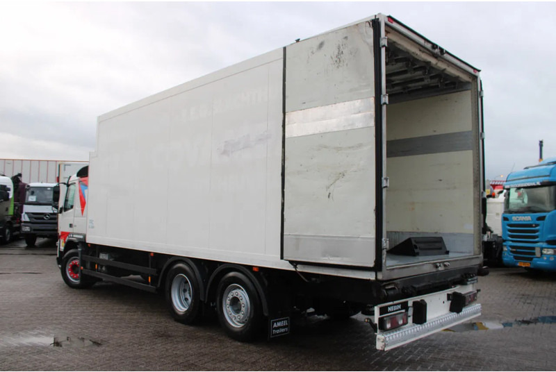 Volvo FMX 370 + EURO 5 + CARRIER + meat + 6x2 + atp - Tovornjak hladilnik: slika 5 Volvo FMX 370 + EURO 5 + CARRIER + meat + 6x2 + atp - Tovornjak hladilnik: slika 5