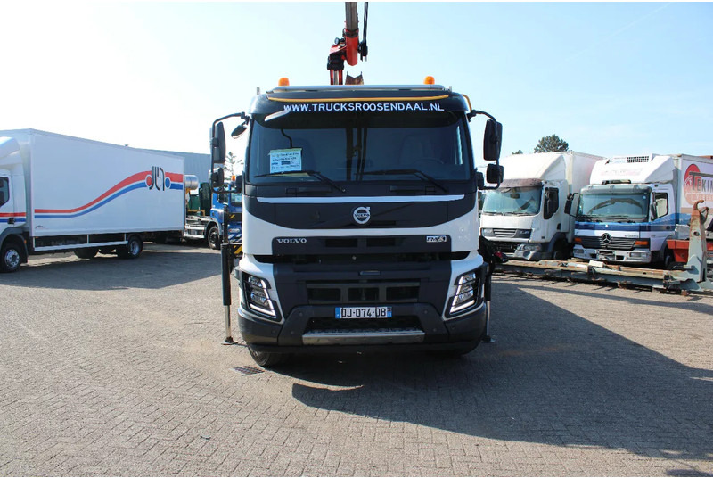 Volvo FMX 420 + PALFINGER 34002 SH F + 8X4 + EURO 6 + STEERING - Tovornjak z dvigalom: slika 5 Volvo FMX 420 + PALFINGER 34002 SH F + 8X4 + EURO 6 + STEERING - Tovornjak z dvigalom: slika 5