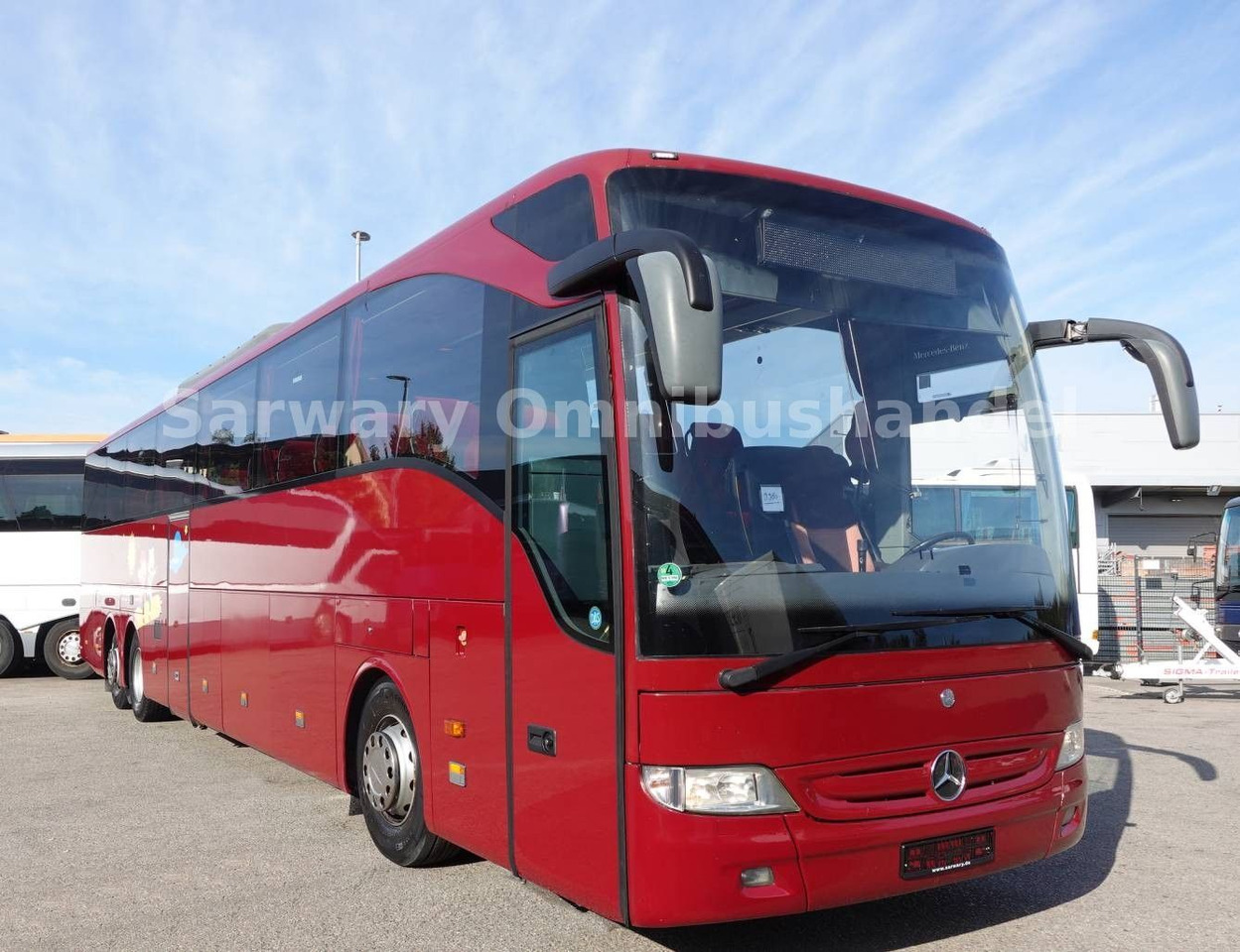 Mercedes-Benz O 350-17 RHDL Tourismo*61 Sitze*EURO5*WC*Travego - Potovalni avtobus: slika 1 Mercedes-Benz O 350-17 RHDL Tourismo*61 Sitze*EURO5*WC*Travego - Potovalni avtobus: slika 1