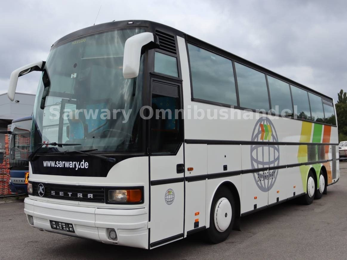 Setra 215 HDH*41 Sitze*VIP*8 Gang*Klima*WC*TV*Clubecke - Potovalni avtobus: slika 2 Setra 215 HDH*41 Sitze*VIP*8 Gang*Klima*WC*TV*Clubecke - Potovalni avtobus: slika 2