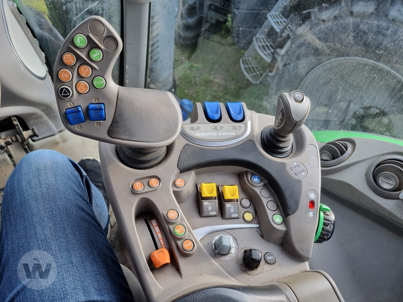 Deutz Agrotron 6175 RC SHIFT - Traktor: slika 5 Deutz Agrotron 6175 RC SHIFT - Traktor: slika 5