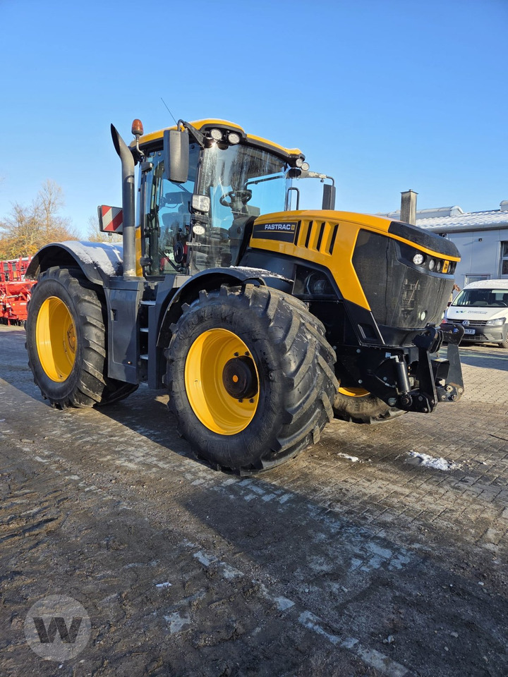 JCB FasTrac 8330 - Traktor: slika 1 JCB FasTrac 8330 - Traktor: slika 1