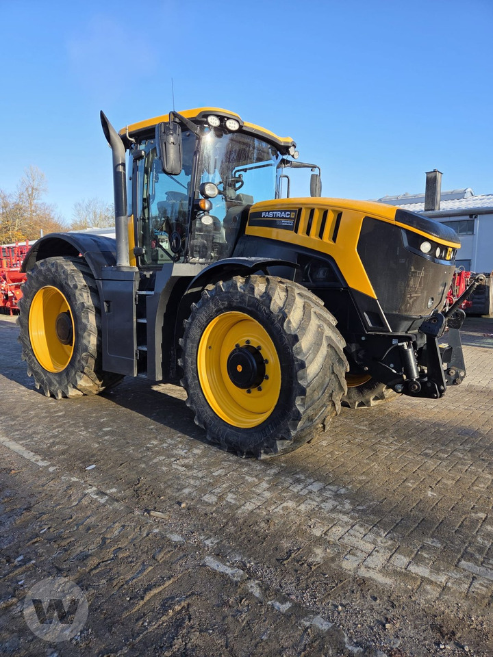 JCB FasTrac 8330 - Traktor: slika 1 JCB FasTrac 8330 - Traktor: slika 1