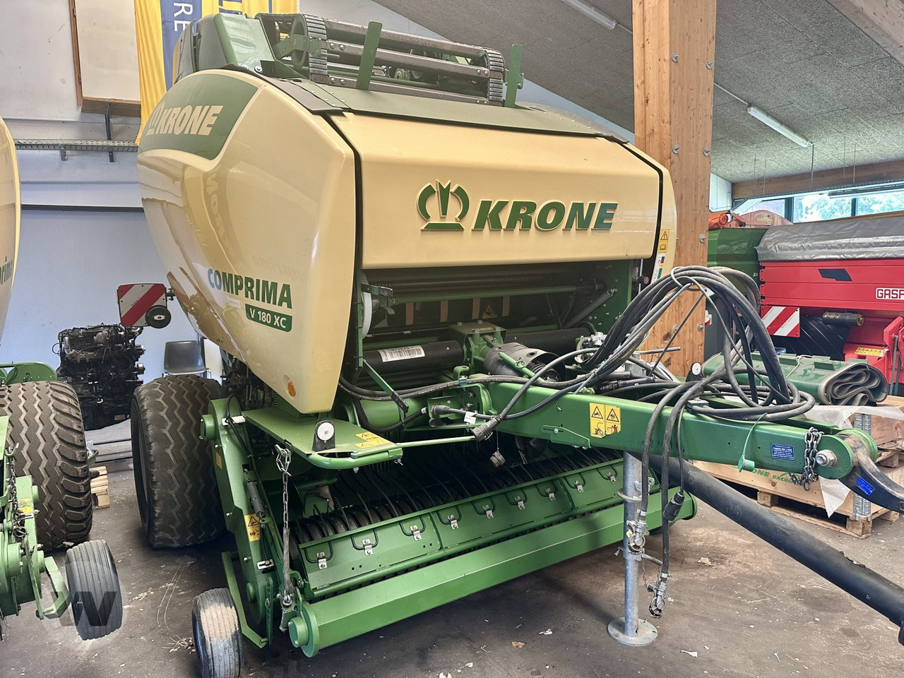Krone Comprima V 180 XC - Balirka za okrogle bale: slika 1 Krone Comprima V 180 XC - Balirka za okrogle bale: slika 1