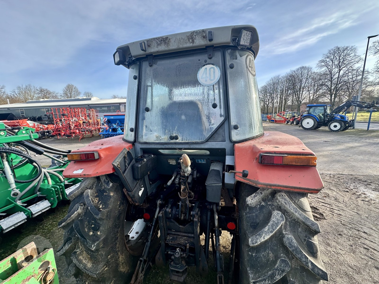 Traktor Massey Ferguson 4235: slika 7