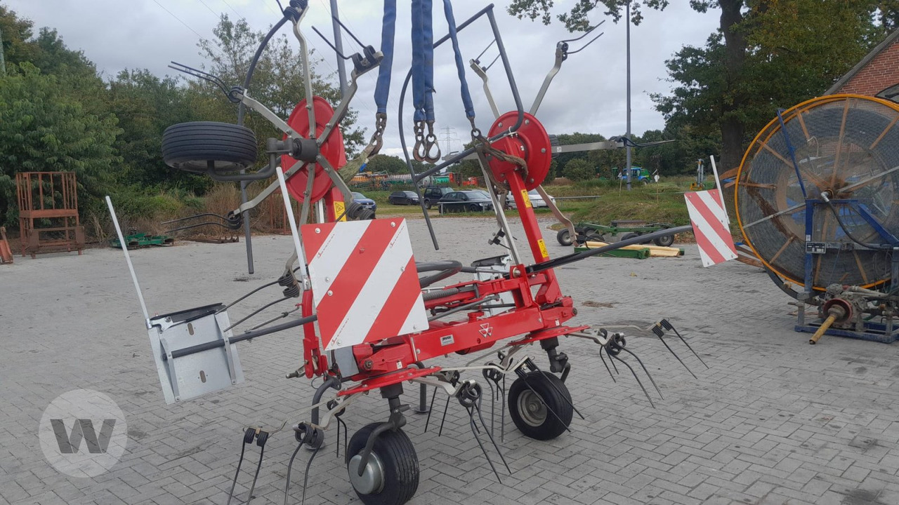 Massey Ferguson TD 524 DN - Obračalnik/ Zgrabljalnik: slika 4 Massey Ferguson TD 524 DN - Obračalnik/ Zgrabljalnik: slika 4