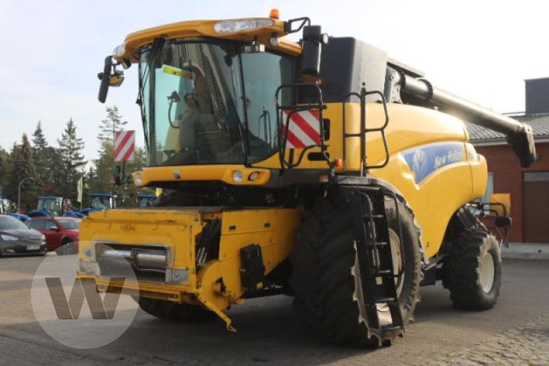 New Holland CR 9090 - Kombajn harvester: slika 1 New Holland CR 9090 - Kombajn harvester: slika 1