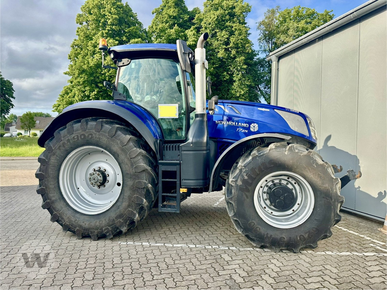 New Holland T 7.270 AC - Traktor: slika 1 New Holland T 7.270 AC - Traktor: slika 1
