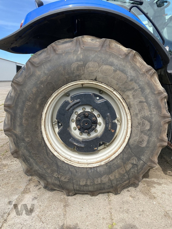New Holland T 8.380 UC - Traktor: slika 4 New Holland T 8.380 UC - Traktor: slika 4