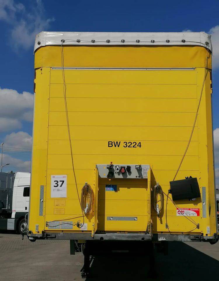 Schmitz Cargobull STANDARD FIRANKA- MOŻLIWY WYNAJEM - Polprikolica s ponjavo: slika 2 Schmitz Cargobull STANDARD FIRANKA- MOŻLIWY WYNAJEM - Polprikolica s ponjavo: slika 2