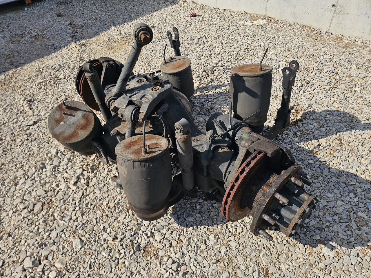 MAN TGX TGS EURO 6 / COMPLETE AXLE / HY-1350 / 38:15 - Zadnja os: slika 3 MAN TGX TGS EURO 6 / COMPLETE AXLE / HY-1350 / 38:15 - Zadnja os: slika 3