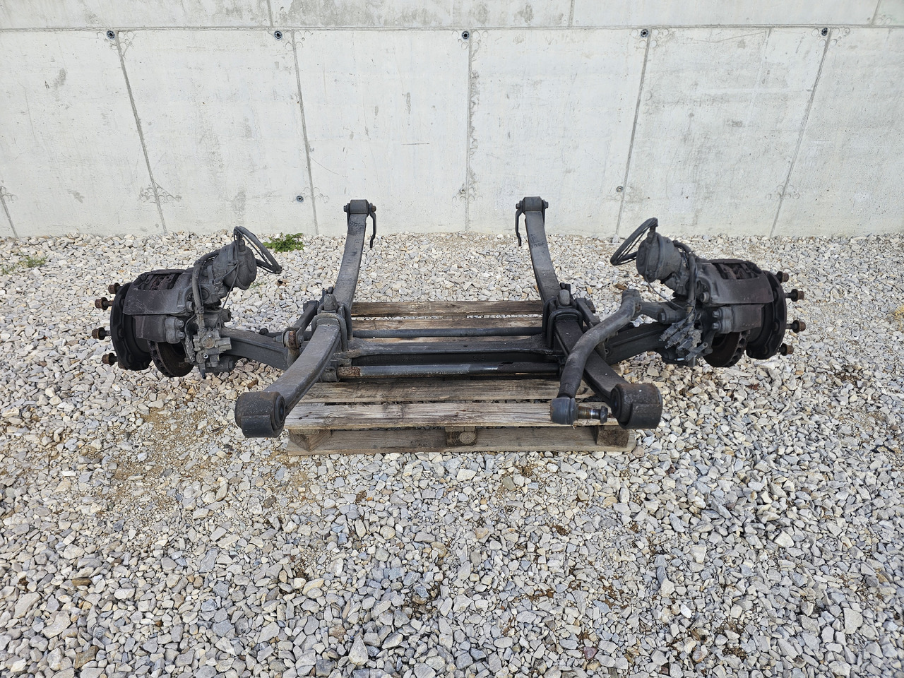 MERCEDES ATEGO MP4 12.XXX EURO 6 / COMPLETE FRONT AXLE - Sprednja os: slika 2 MERCEDES ATEGO MP4 12.XXX EURO 6 / COMPLETE FRONT AXLE - Sprednja os: slika 2