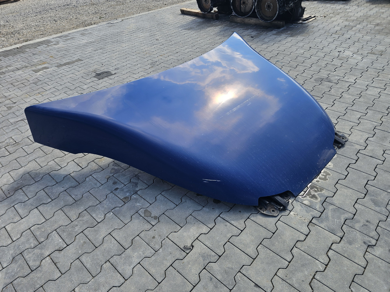 RENAULT RANGE T460 T480 T520 / ROOF SPOILER - Aerodinamika/ Spojler: slika 3 RENAULT RANGE T460 T480 T520 / ROOF SPOILER - Aerodinamika/ Spojler: slika 3