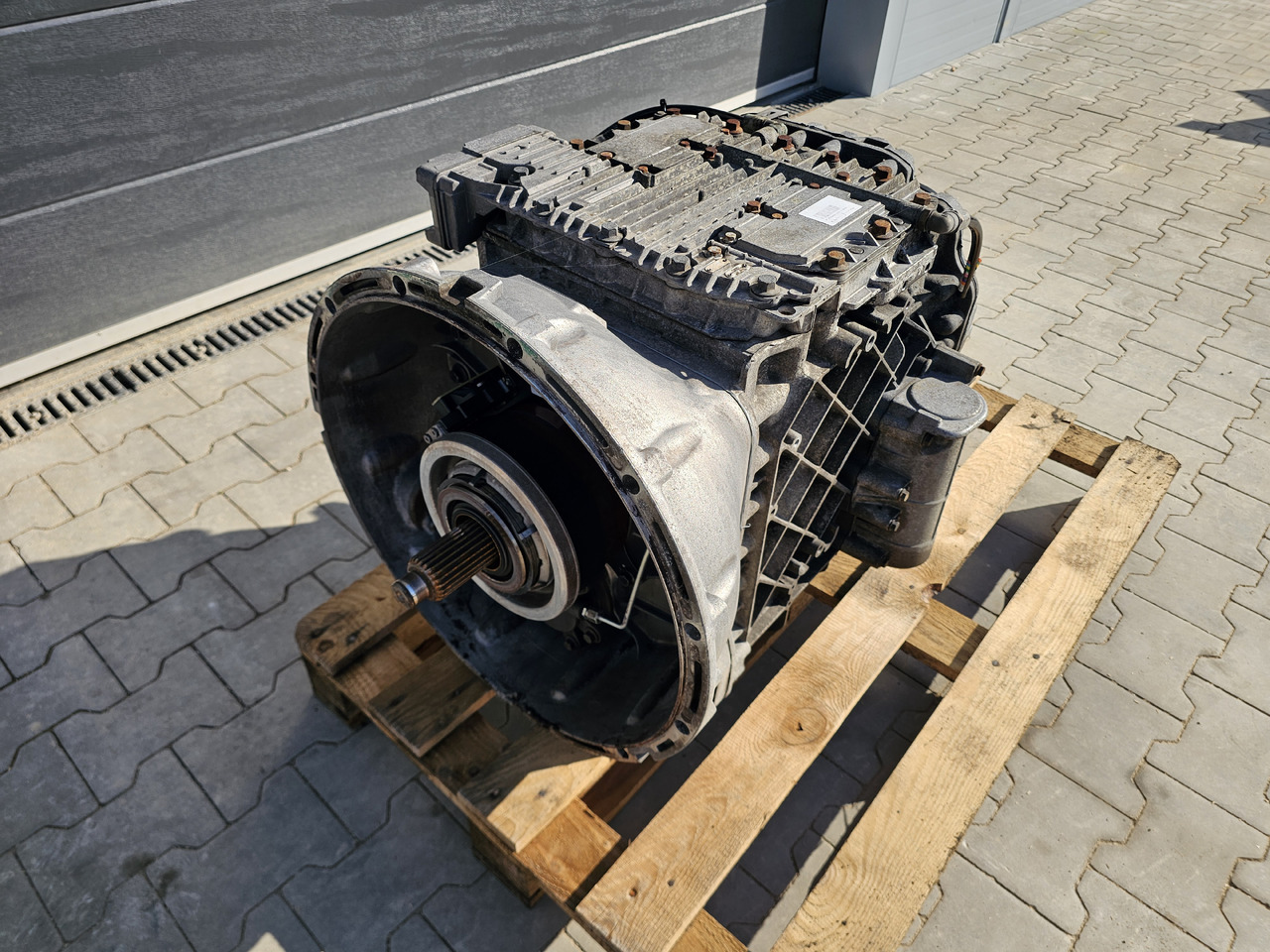 VOLVO FH FM / AT2612D I-SHIFT / AUTOMATIC GEARBOX - Menjalnik: slika 3 VOLVO FH FM / AT2612D I-SHIFT / AUTOMATIC GEARBOX - Menjalnik: slika 3