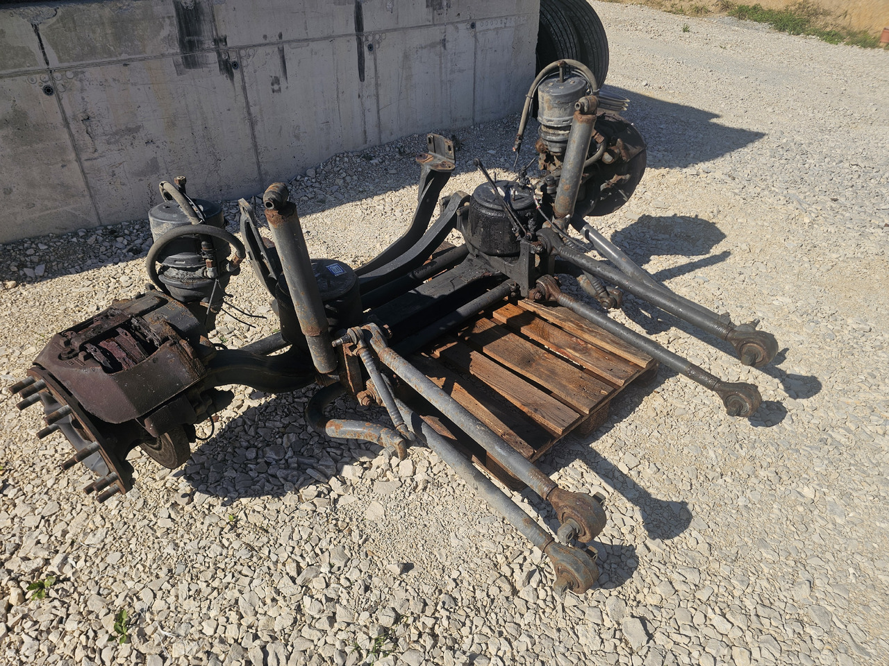 VOLVO FH FM / FRONT AIR SUNSPENSION - Sprednja os: slika 3 VOLVO FH FM / FRONT AIR SUNSPENSION - Sprednja os: slika 3