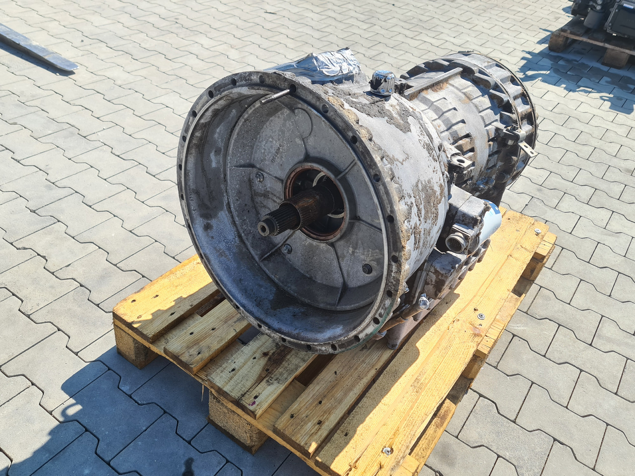 VOLVO FH FM GEARBOX / VT1906PT / POWERTRONIC / WORLDWIDE DELIVERY - Menjalnik: slika 3 VOLVO FH FM GEARBOX / VT1906PT / POWERTRONIC / WORLDWIDE DELIVERY - Menjalnik: slika 3