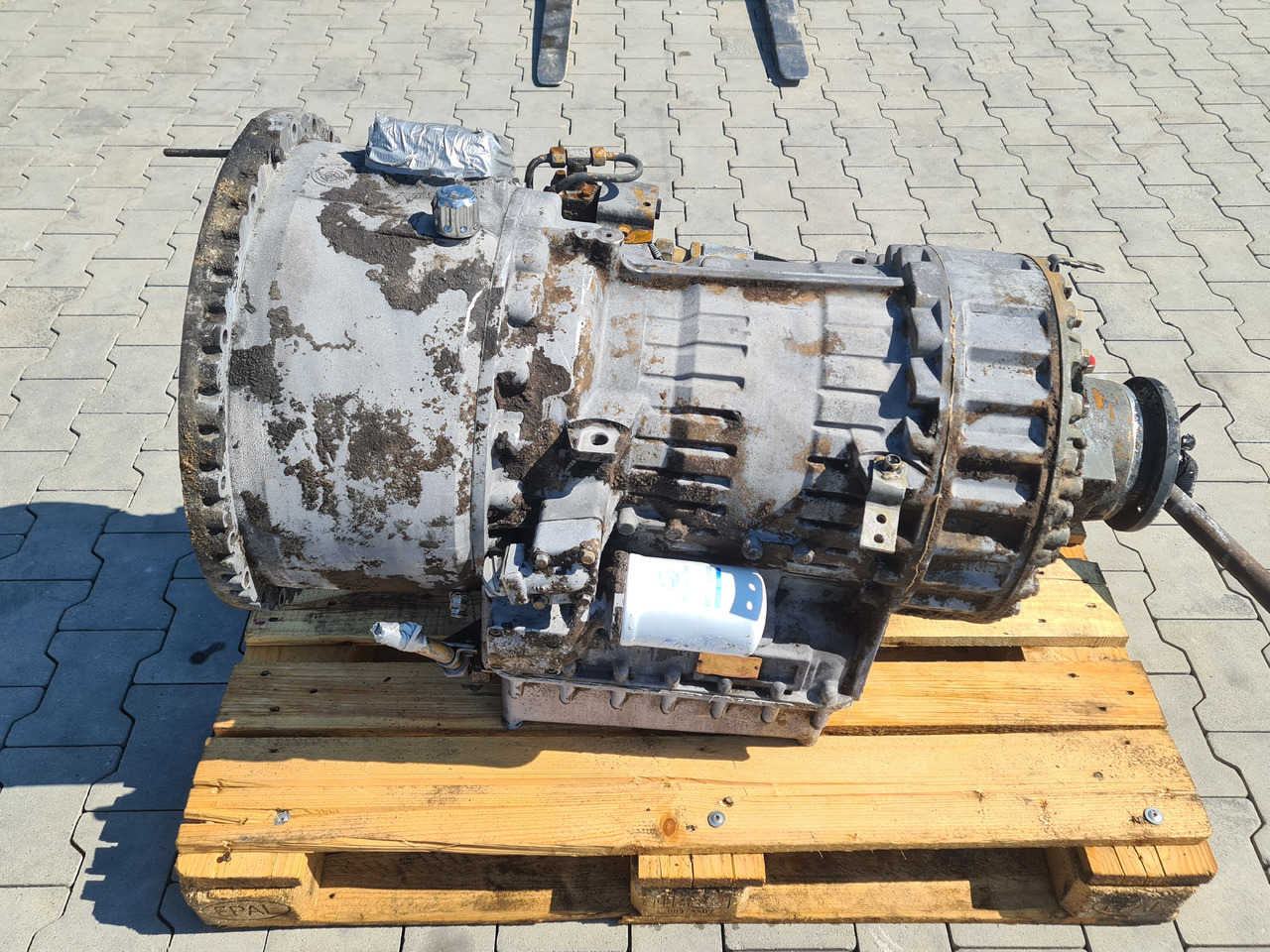 VOLVO FH FM GEARBOX / VT1906PT / POWERTRONIC / WORLDWIDE DELIVERY - Menjalnik: slika 4 VOLVO FH FM GEARBOX / VT1906PT / POWERTRONIC / WORLDWIDE DELIVERY - Menjalnik: slika 4