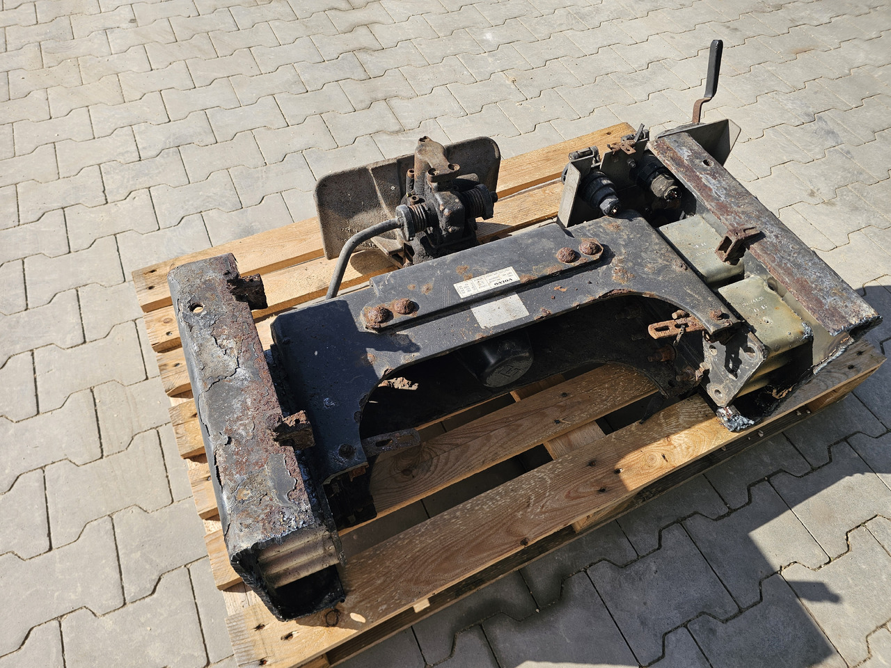 VOLVO FH FM / ROCKINGER TRAILER COUPLING / COMPLETE - Spojni element za priklopnik: slika 4 VOLVO FH FM / ROCKINGER TRAILER COUPLING / COMPLETE - Spojni element za priklopnik: slika 4