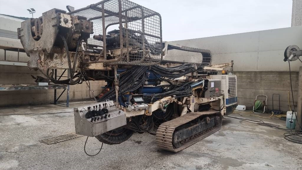 Soilmec SM14 - Pilotno hidravlično kladivo: slika 2 Soilmec SM14 - Pilotno hidravlično kladivo: slika 2