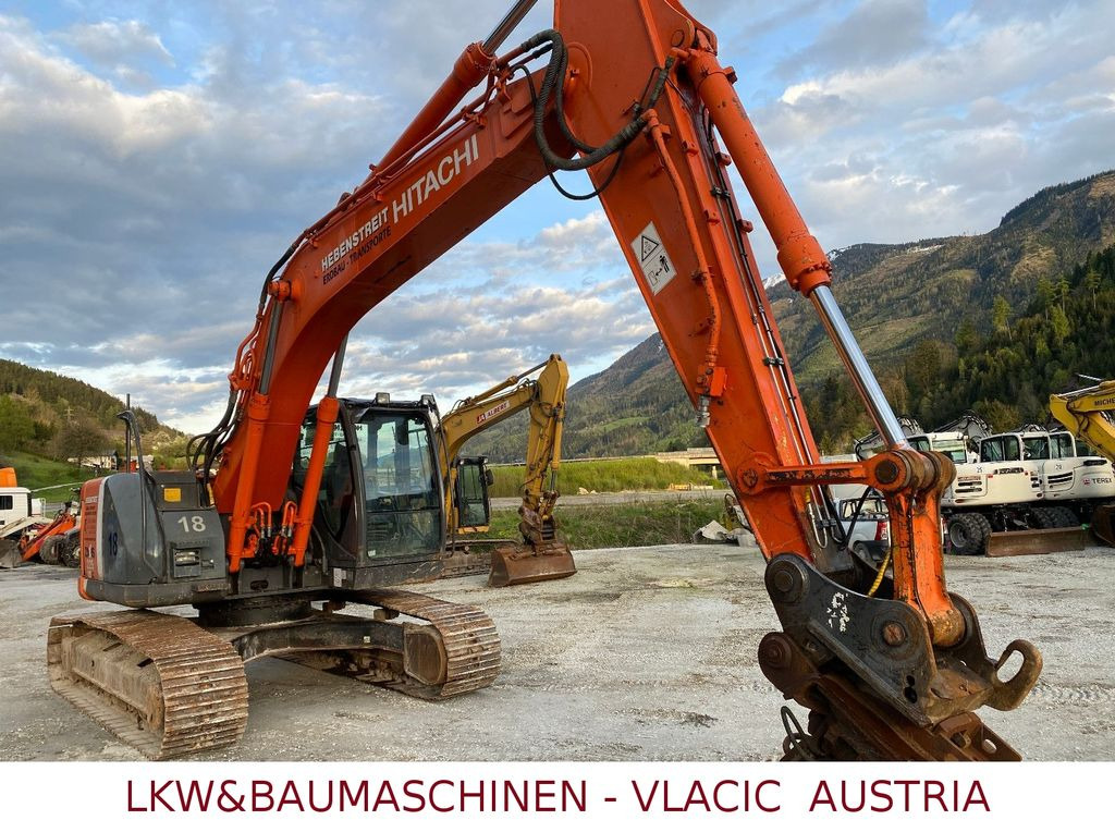 Hitachi ZX 225 USLC-3 - Bager goseničar: slika 1 Hitachi ZX 225 USLC-3 - Bager goseničar: slika 1