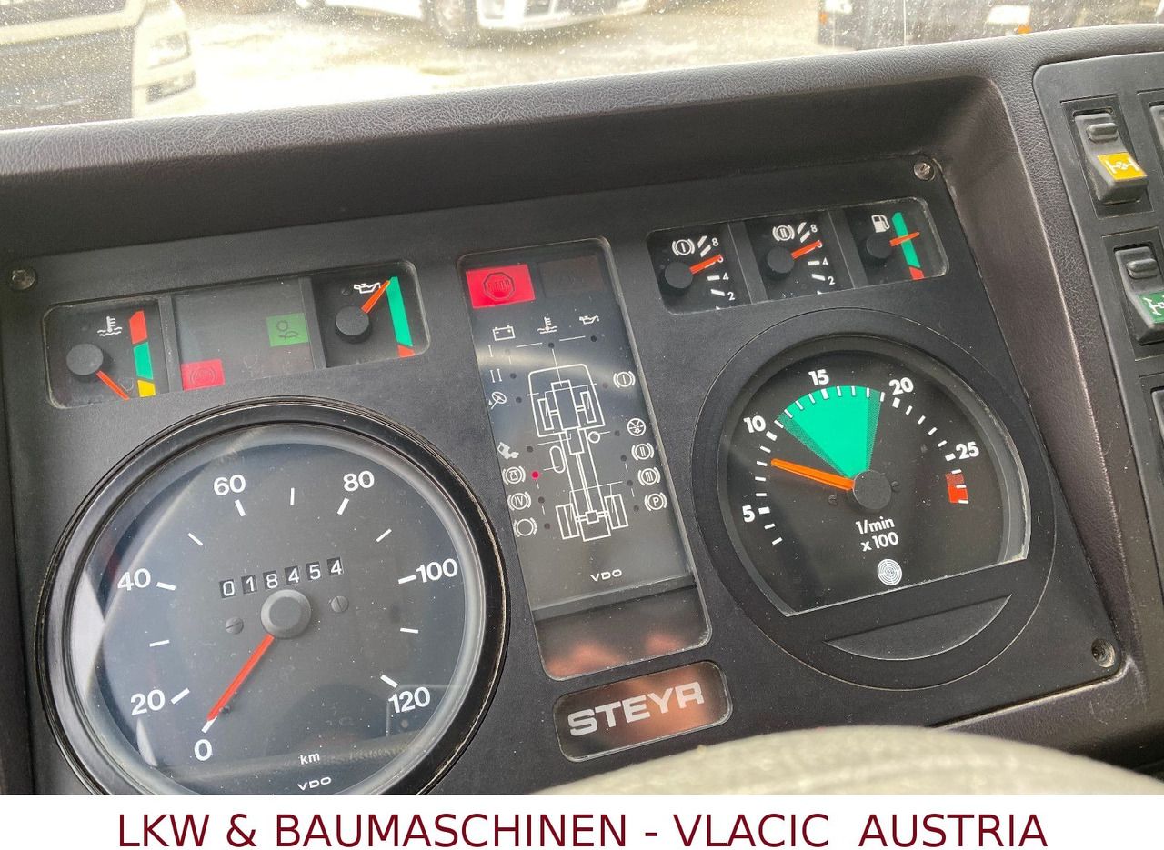 MAN STEYR 13S26 (4X4) - Tovornjak cisterna: slika 5 MAN STEYR 13S26 (4X4) - Tovornjak cisterna: slika 5