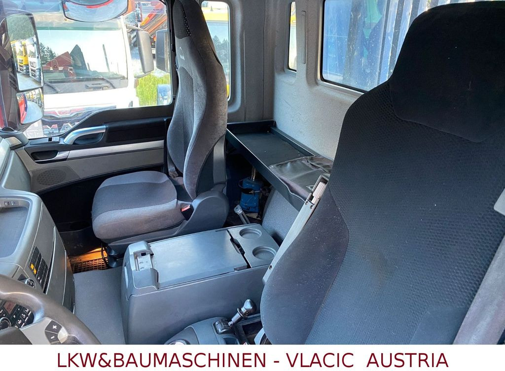 MAN TGS Holztransporter mit Kran Palfinger MAN TGS 33.480 6x6Holztransporter mit Kran Palfinger - Tovornjak za prevoz lesa, Tovornjak z dvigalom: slika 5 MAN TGS Holztransporter mit Kran Palfinger MAN TGS 33.480 6x6Holztransporter mit Kran Palfinger - Tovornjak za prevoz lesa, Tovornjak z dvigalom: slika 5