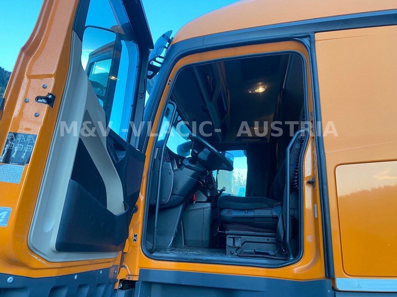Mercedes-Benz 2542 - Kontejnerski tovornjak/ Tovornjak z zamenljivim tovoriščem: slika 2 Mercedes-Benz 2542 - Kontejnerski tovornjak/ Tovornjak z zamenljivim tovoriščem: slika 2