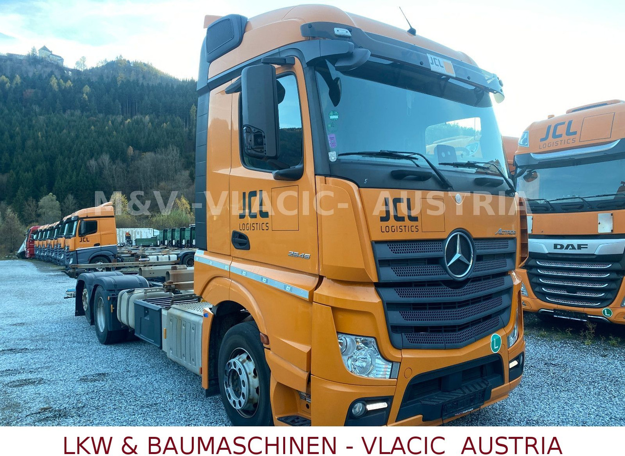 Mercedes-Benz Actros 2545 - Kontejnerski tovornjak/ Tovornjak z zamenljivim tovoriščem: slika 2 Mercedes-Benz Actros 2545 - Kontejnerski tovornjak/ Tovornjak z zamenljivim tovoriščem: slika 2