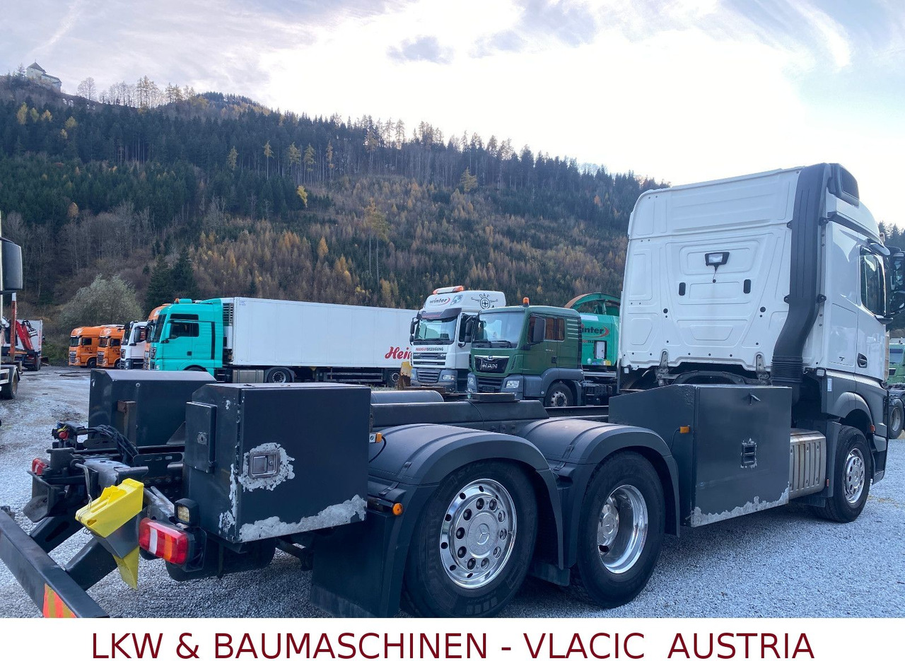 Mercedes-Benz Actros 963-0-C - Tovornjak cisterna: slika 3 Mercedes-Benz Actros 963-0-C - Tovornjak cisterna: slika 3