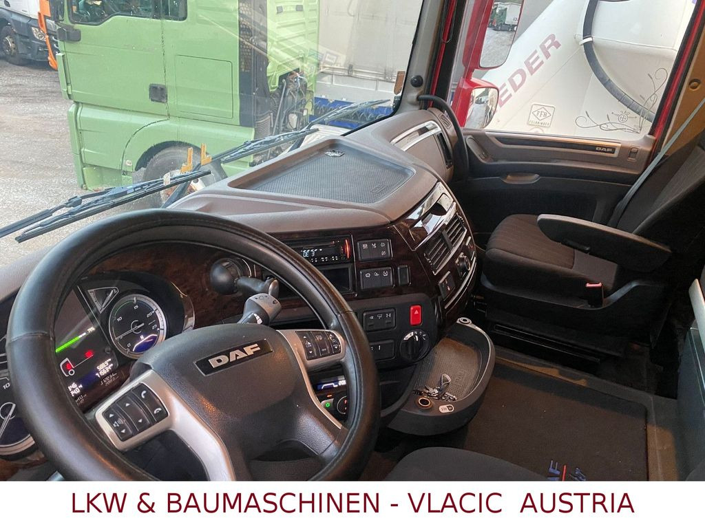 DAF XF480 / Retarder / SC /Nebenanrieb (Kipphydrlk.) DAF XF480 / Retarder / SC /Nebenanrieb (Kipphydrlk.) - Vlačilec: slika 5 DAF XF480 / Retarder / SC /Nebenanrieb (Kipphydrlk.) DAF XF480 / Retarder / SC /Nebenanrieb (Kipphydrlk.) - Vlačilec: slika 5