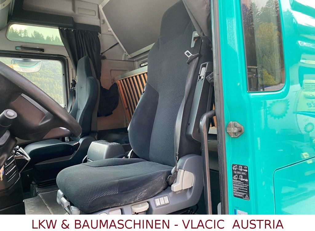 MAN THX 18.480 / Retarder / Standklima MAN TGX 18.480 / Retarder / Standklima - Vlačilec: slika 3 MAN THX 18.480 / Retarder / Standklima MAN TGX 18.480 / Retarder / Standklima - Vlačilec: slika 3