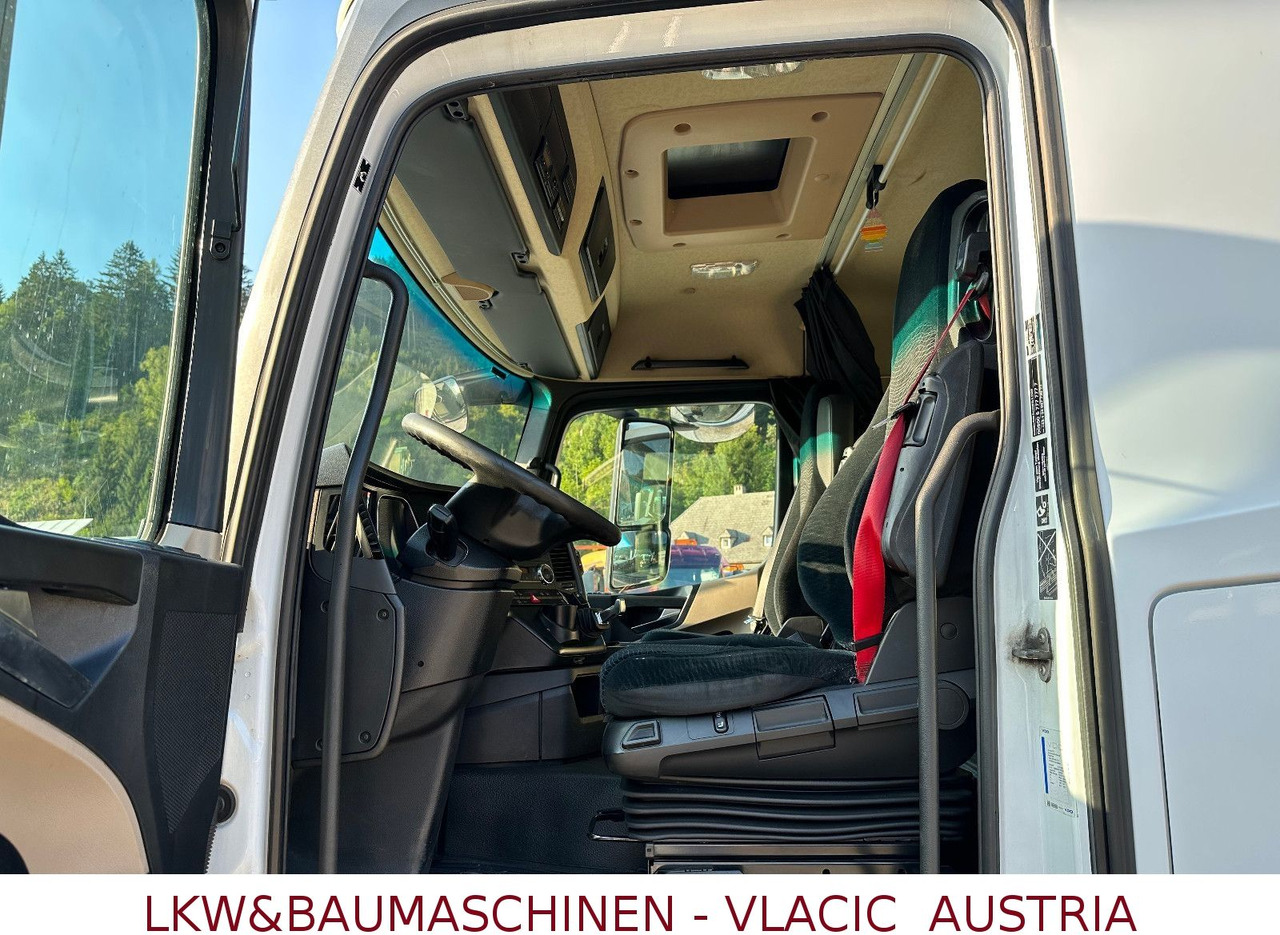 Mercedes-Benz Actros 1840 ADR ( 17 Stk. auf Lager 2017 jahr) - Vlačilec: slika 3 Mercedes-Benz Actros 1840 ADR ( 17 Stk. auf Lager 2017 jahr) - Vlačilec: slika 3