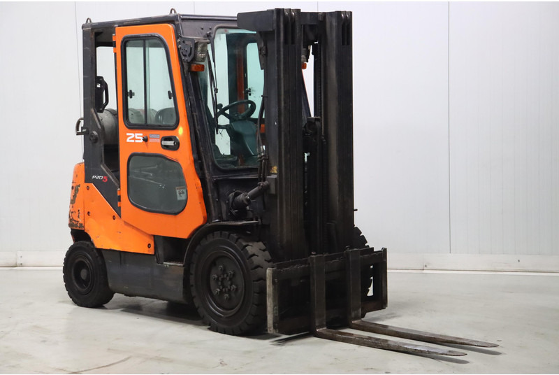 Doosan G25E-5 - Plinski viličar: slika 1 Doosan G25E-5 - Plinski viličar: slika 1