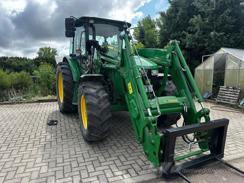 John Deere 5090M - Traktor: slika 3 John Deere 5090M - Traktor: slika 3