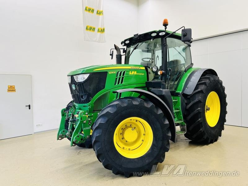 John Deere 6210R - Traktor: slika 1 John Deere 6210R - Traktor: slika 1