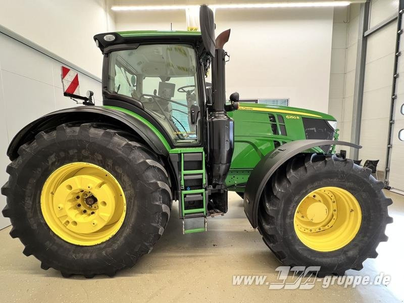 John Deere 6250R ULTIMATE CommandPro - Traktor: slika 5 John Deere 6250R ULTIMATE CommandPro - Traktor: slika 5