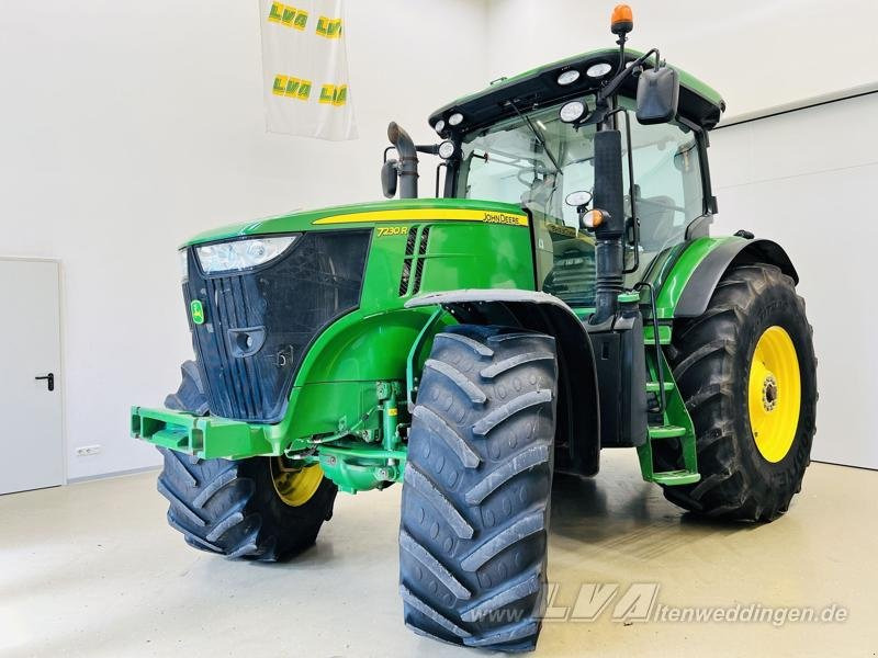 John Deere 7230R - Traktor: slika 1 John Deere 7230R - Traktor: slika 1