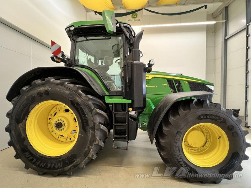 John Deere 7R 330 - Traktor: slika 4 John Deere 7R 330 - Traktor: slika 4